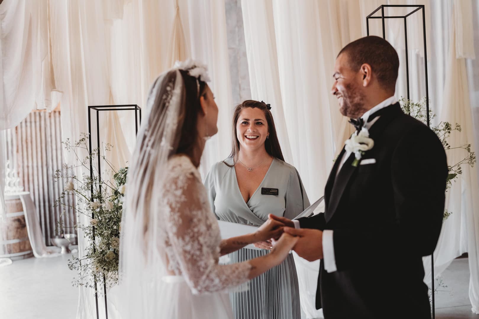 Cambridgeshire Contemporary Celebrant, Jemma from Love Jemma officiating a celebrant wedding ceremony at Willow Grange Farm